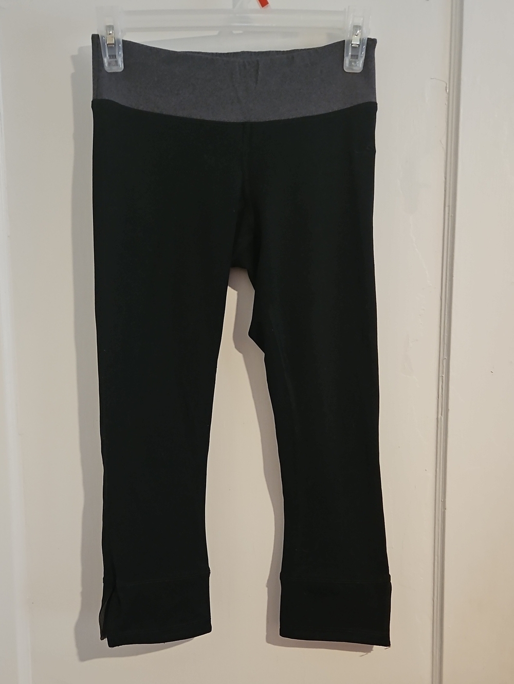 Champion Dri-FIT Black Capri Athletic Leggings Size XS